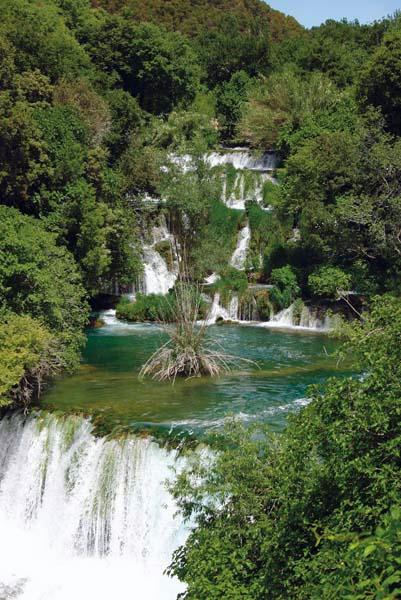 Rijeka Krka-slapovi.jpg